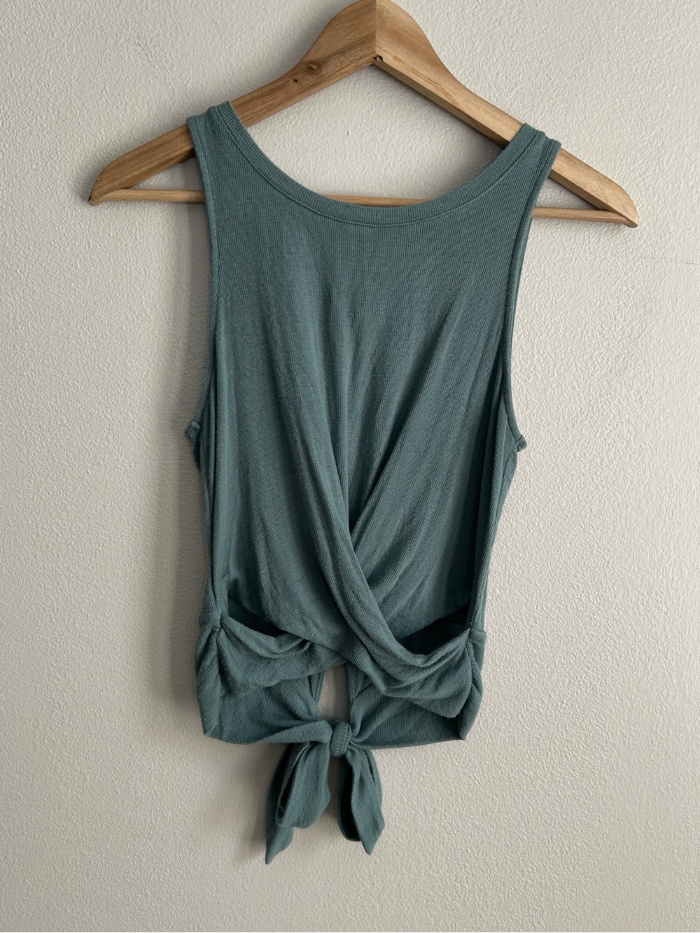Victoria’s Secret Heavenly Super Soft Sage Green Crossover Knot Back Tank Top S